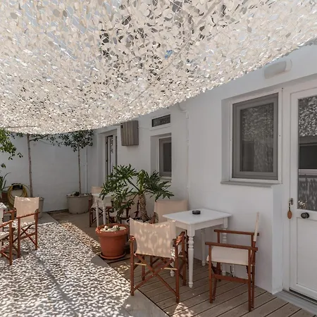 A Tinian 3 3* Tínos